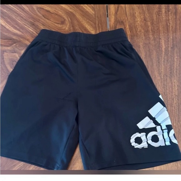 Adidas BOYS Black Shorts - Picture 5 of 5
